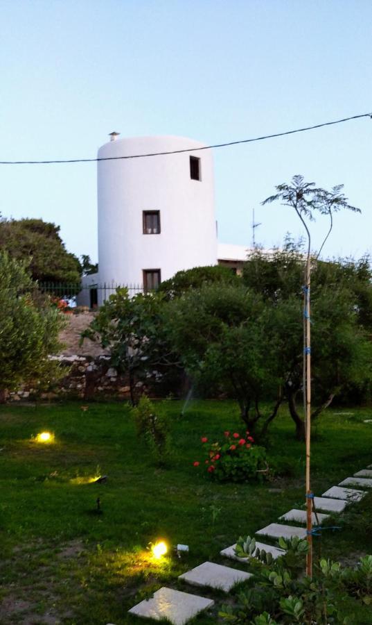 Ancient Meropia, * Apollonia (Sifnos)