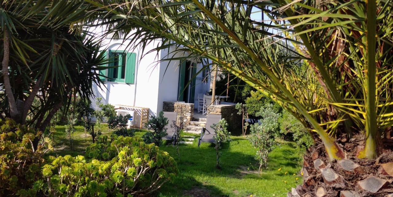 Ancient Meropia, Vakantiehuis